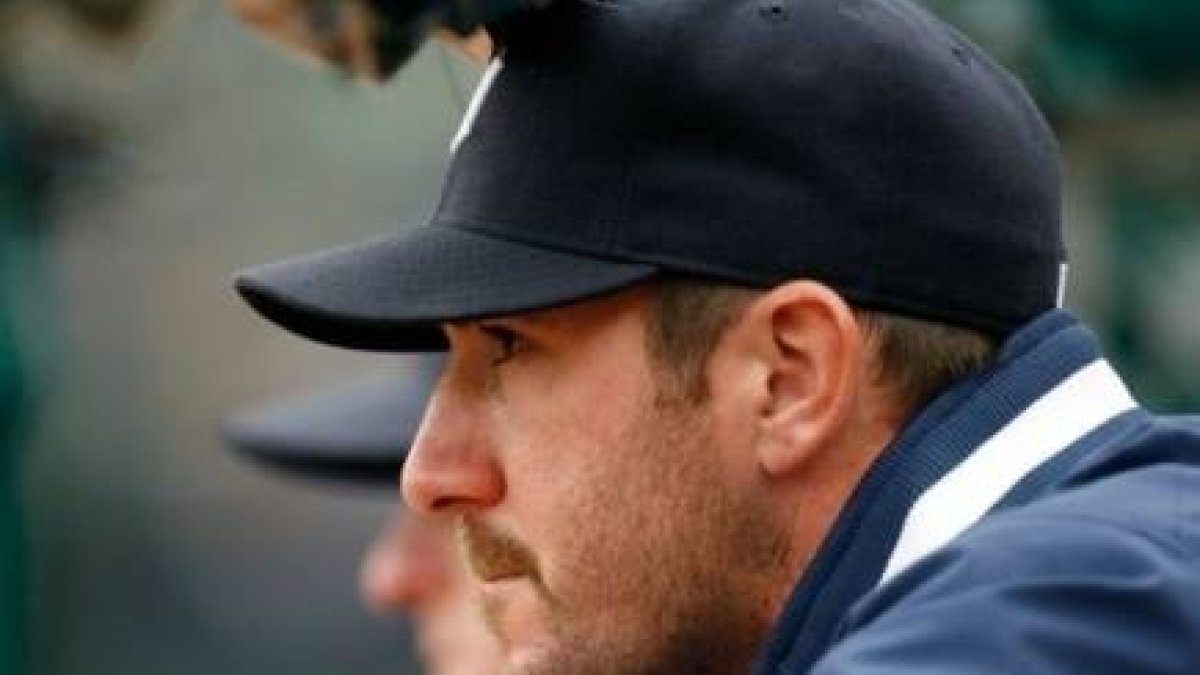 Verlander destaca y Tigres propinan revés a Rangers