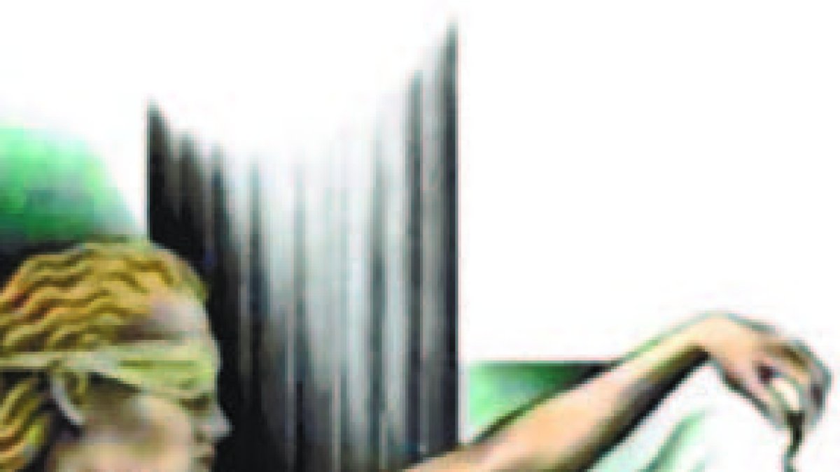 30_08_2016 HOY_MARTES_300816_ El País8 E