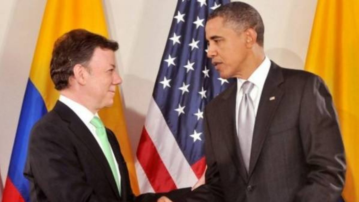 Santos acude tres días a la capital estadounidense invitado por Obama para celebrar los 15 años del 