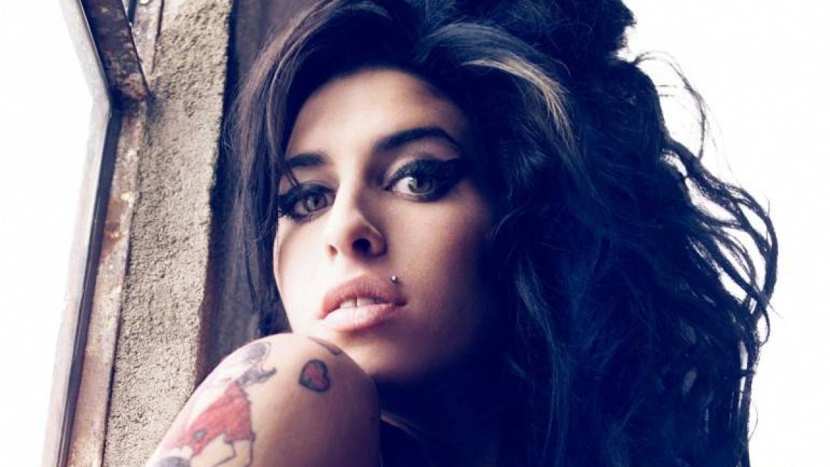 Amy-Winehouse-Wallpapers–770×578