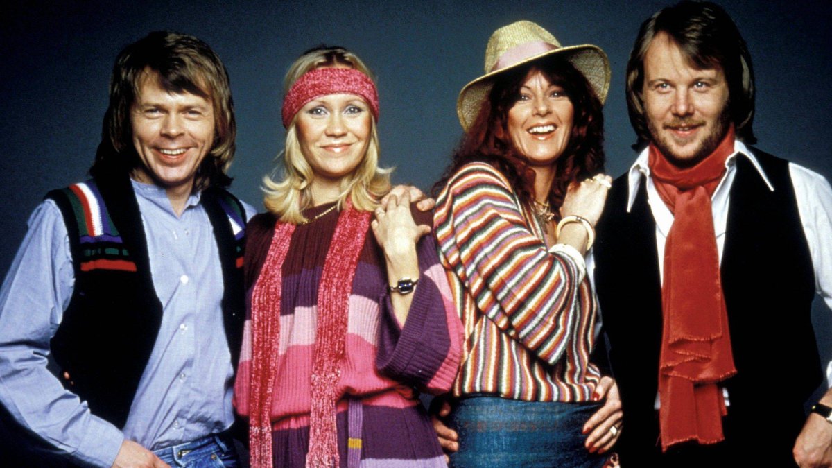 ABBA vuelve a subir a un escenario por aniversario de integrantes ...