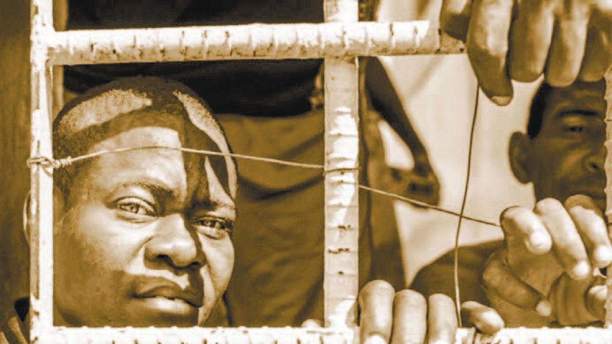 13_06_2016 HOY_LUNES_130616_ Opinión10 A