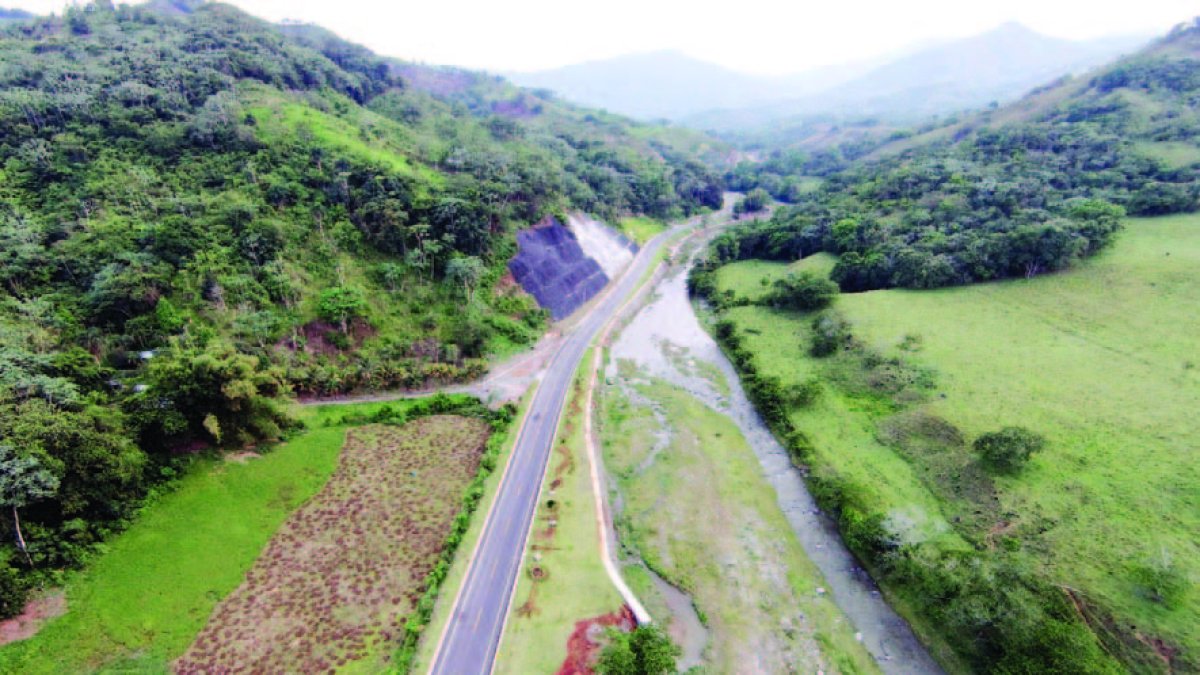 25_05_2016 HOY_MIERCOLES_250516_ El País8 E