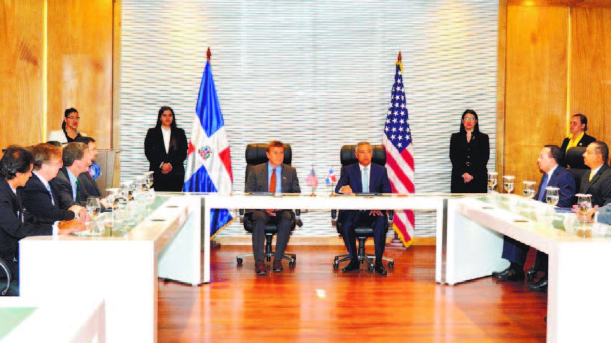 16_09_2016 HOY_VIERNES_160916_ Economía5 E