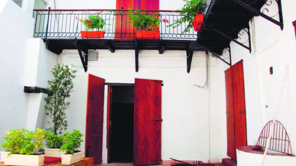 19_09_2016 HOY_LUNES_190916_ El País8 A