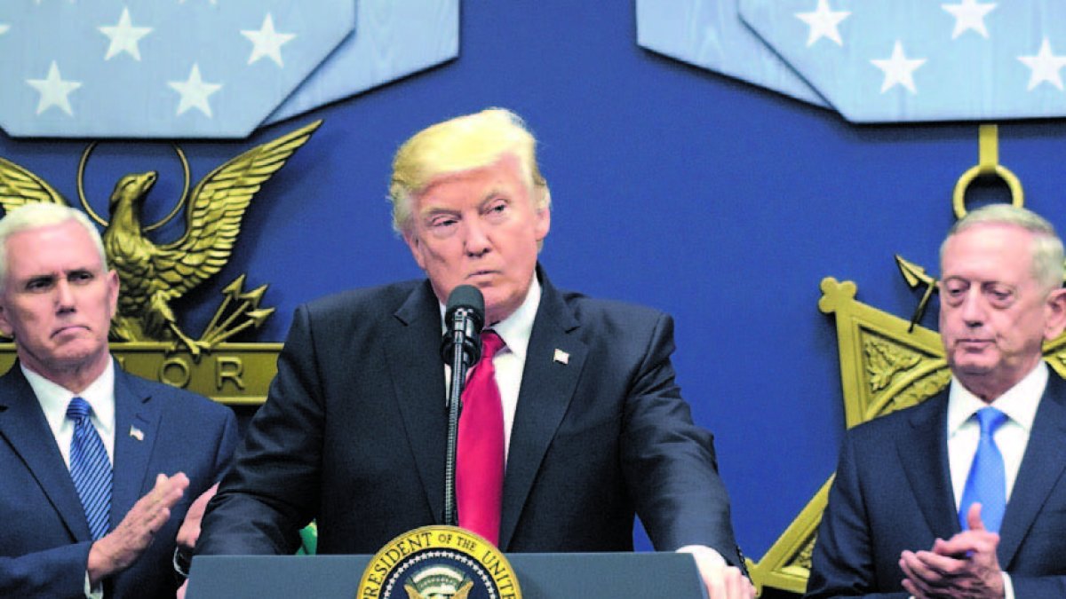 20_02_2017 HOY_LUNES_200217_ El Mundo10 B