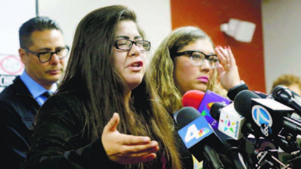 11_02_2017 HOY_SABADO_110217_ El Mundo11 B