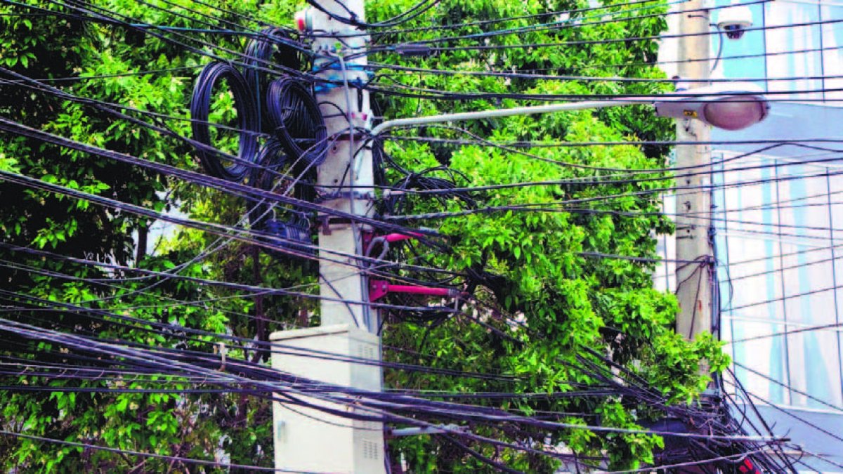 09_01_2017 HOY_LUNES_090117_ Economía4 D