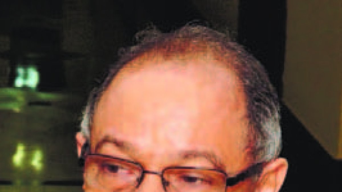 27_04_2017 HOY_JUEVES_270417_ Economía3 E