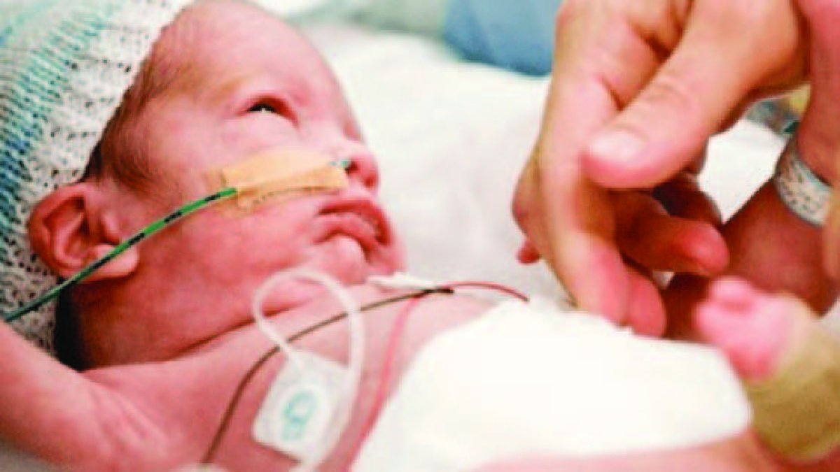 El parto que comienza antes de la semana 37 se llama “p re t é rm i n o”.