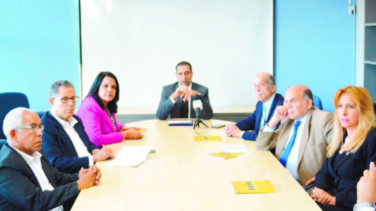 Jaime de la Rosa, Eléxido Paula, Minú Tavárez Mirabal, Max Puig, Pelegrín Castillo y Soraya Aquino reunidos