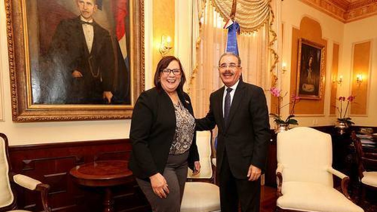 Medina designa a Mildred Guzmán embajadora en la República Bolivariana de Venezuela