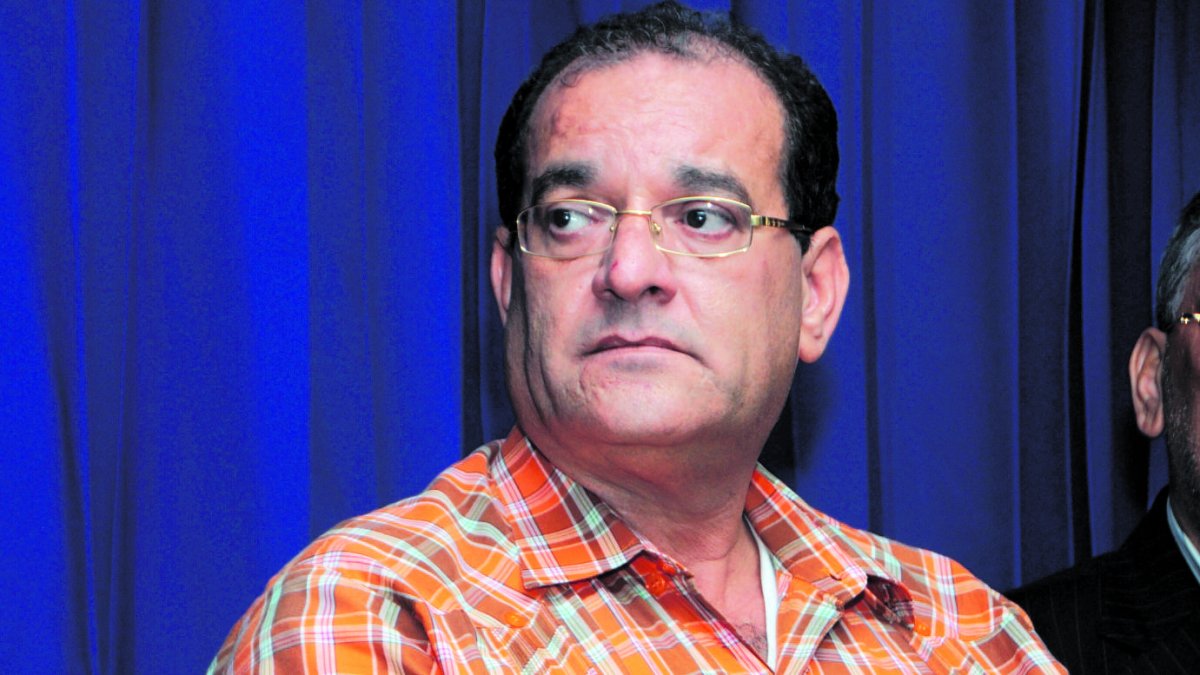Rizik insiste en su inocencia; atribuye a enemigos acusación