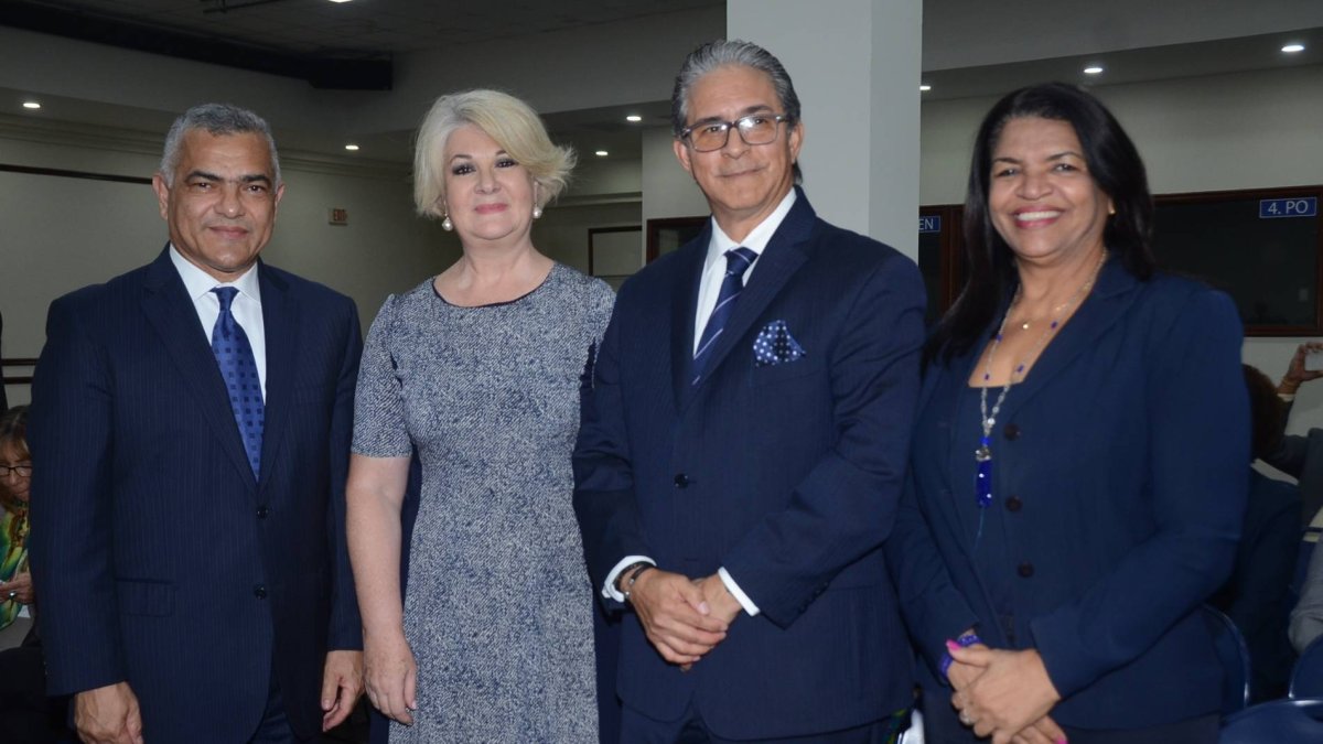 Rostros. Ecuador. Carlos Gabriel García, Diana Peña Carrasco, Juan Carlos Farias y Ana Pérez