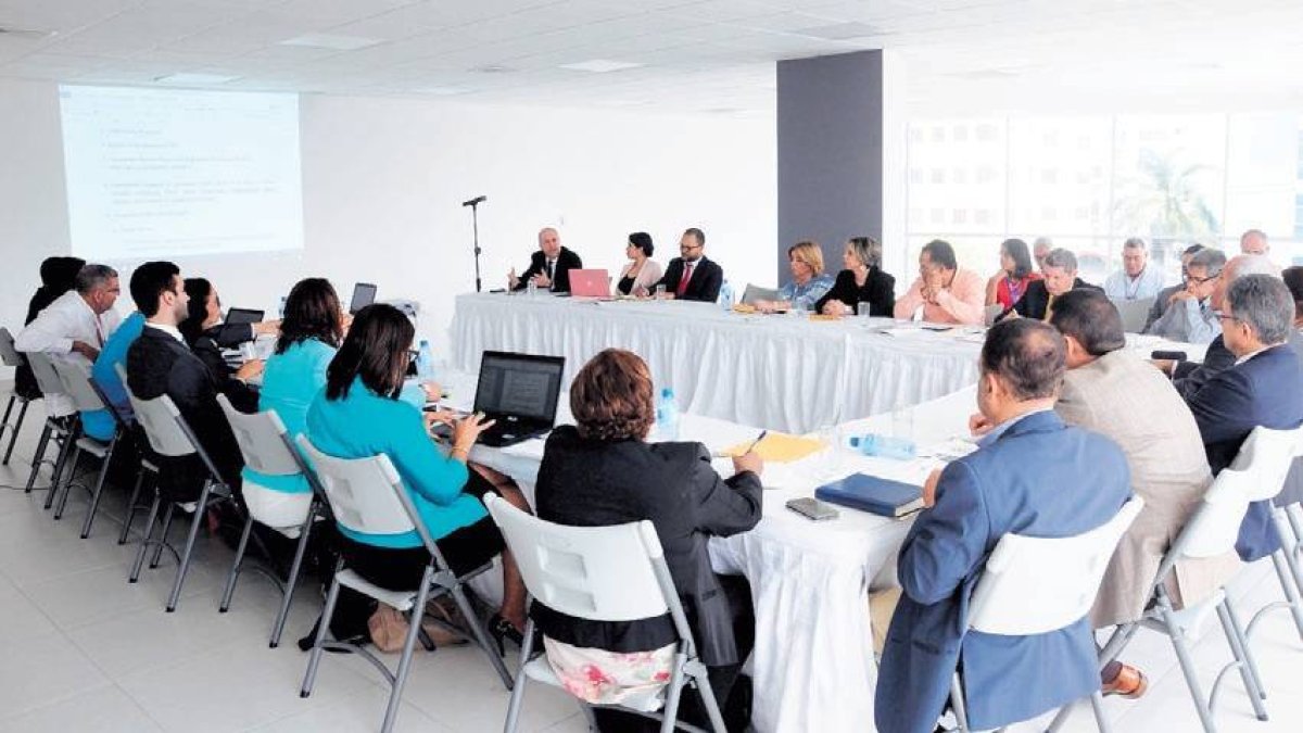 Comisión CODOCA aprueba más de 60 normas de calidad