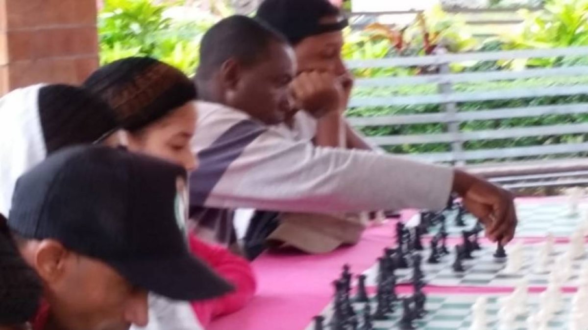 3B_Deportes_21_1,p01