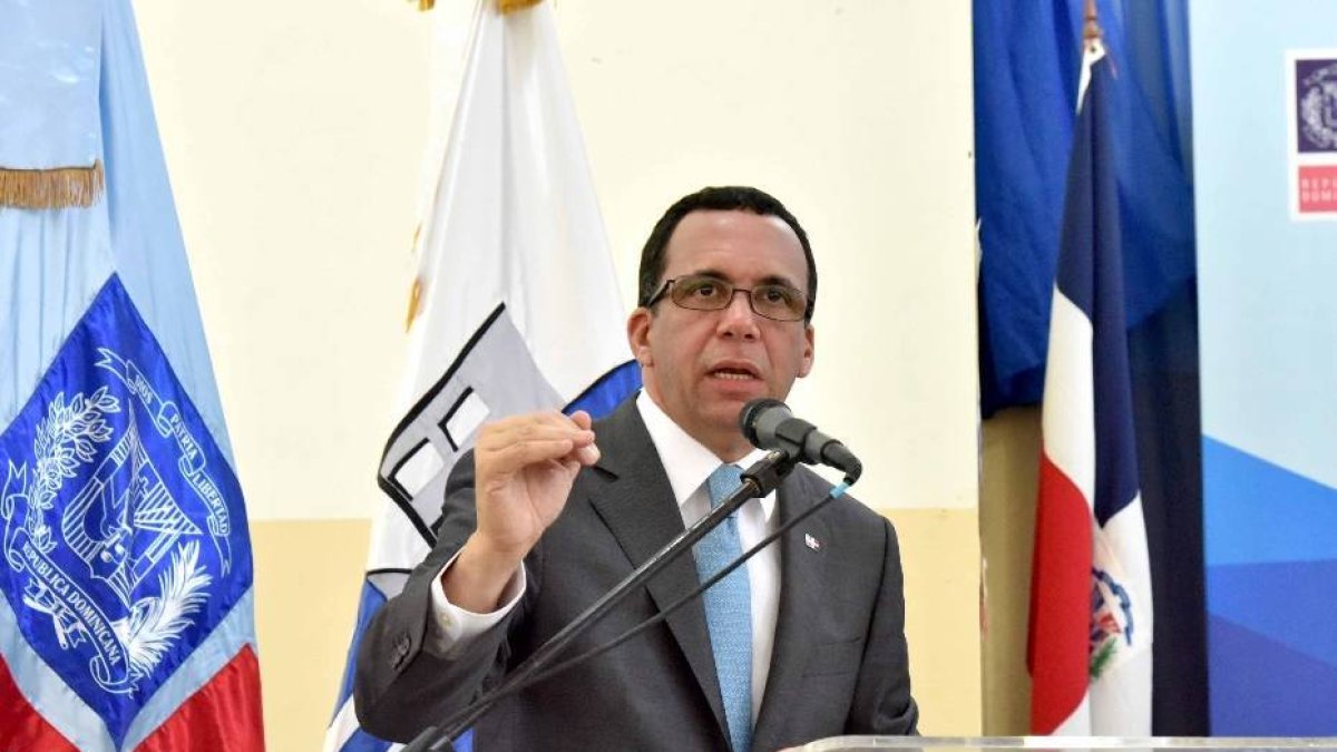 6A_El País_10_1,p01