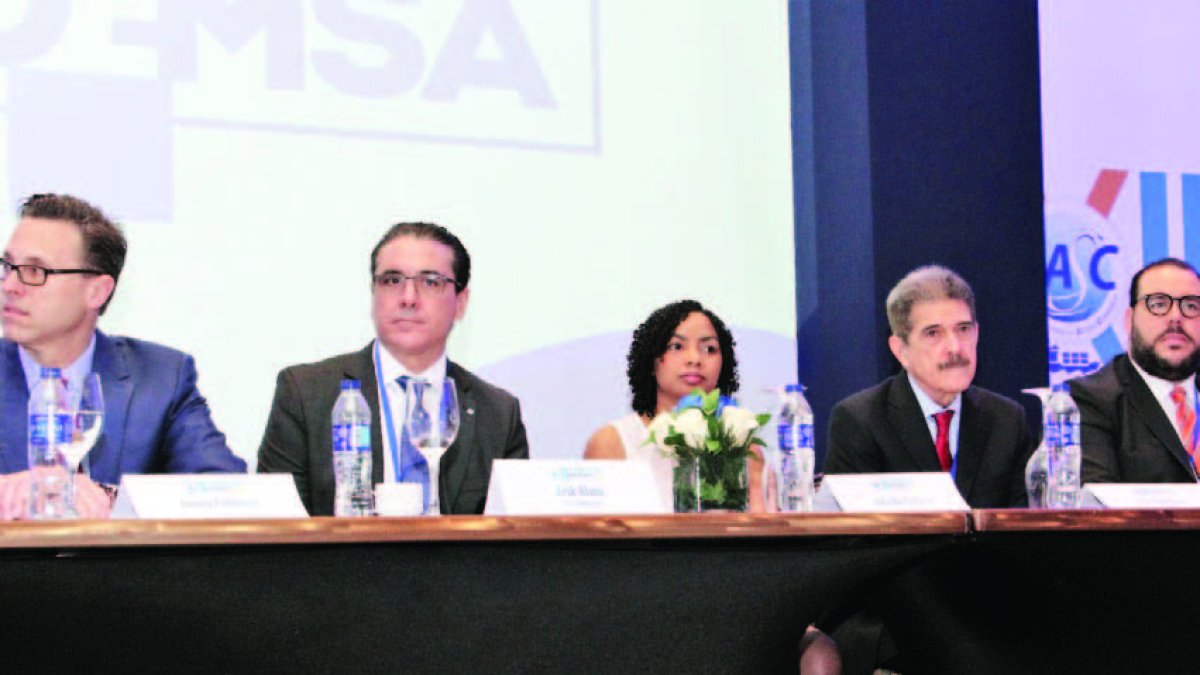 Lenny Feldman, Erik Alma, July de la Cruz, Fermín Cuza y Víctor Gómez Casanova