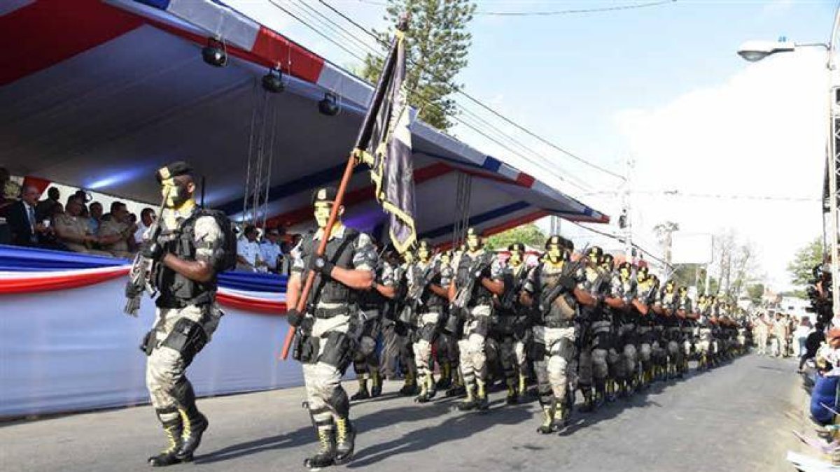 ¿Por qué se disparan 21 salvas de artillería en actos presidenciales?