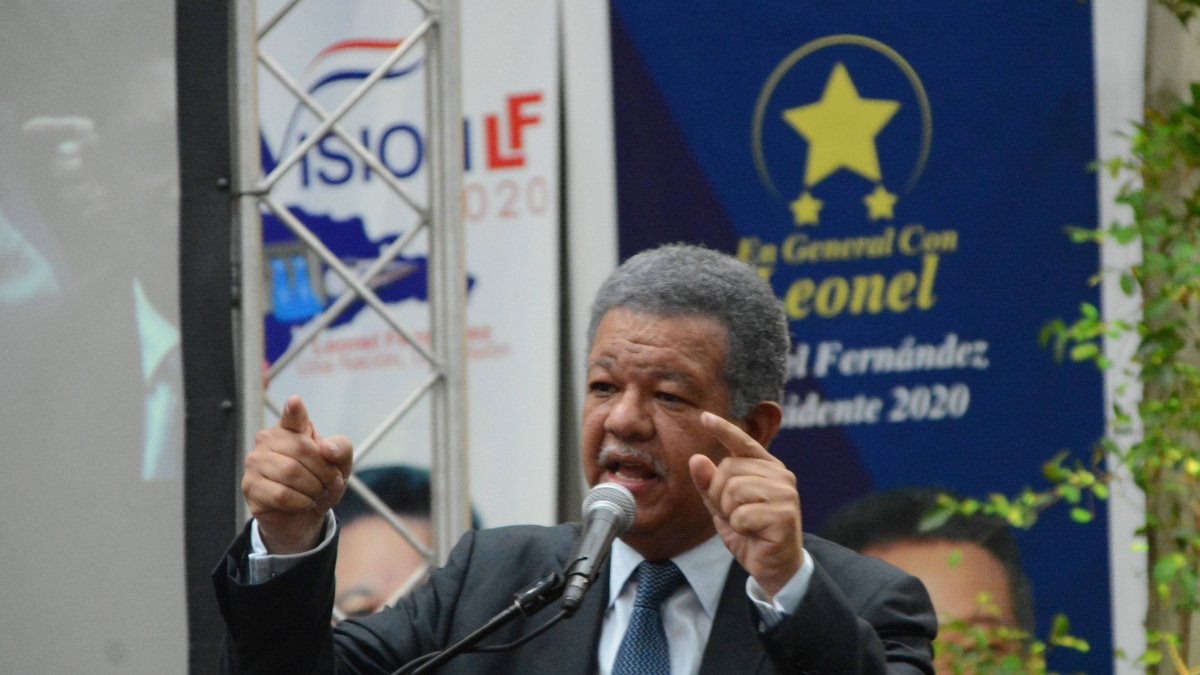 Leonel Fernández asegura movimientos externos constituyen fuerza decisiva en las elecciones