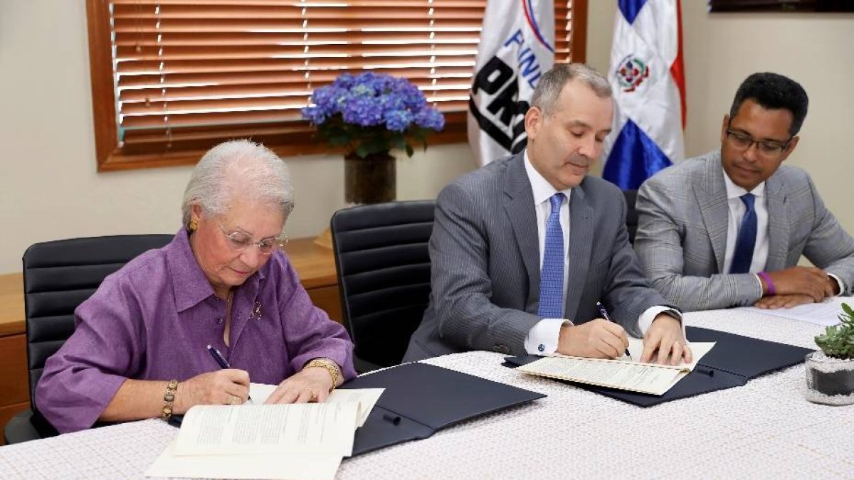 4D_Economía_12_1,p01