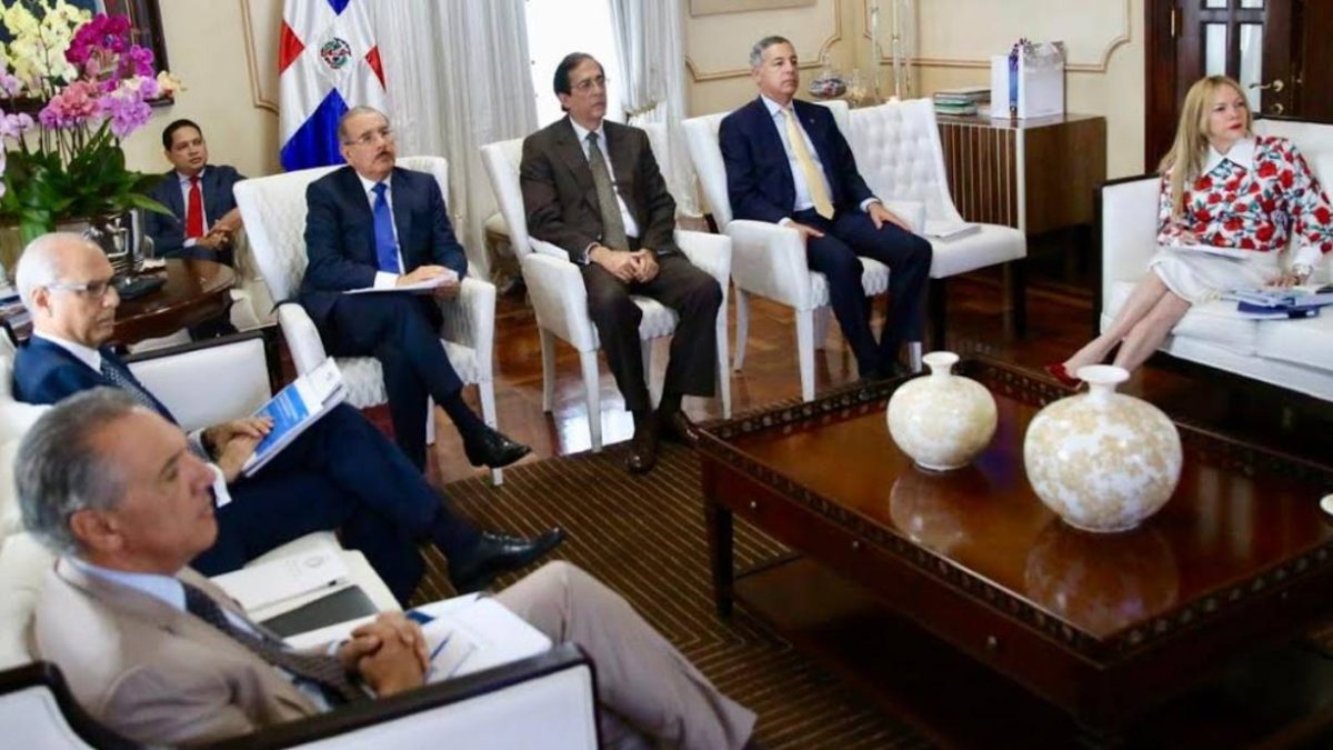 9A_El País_30_1,p01