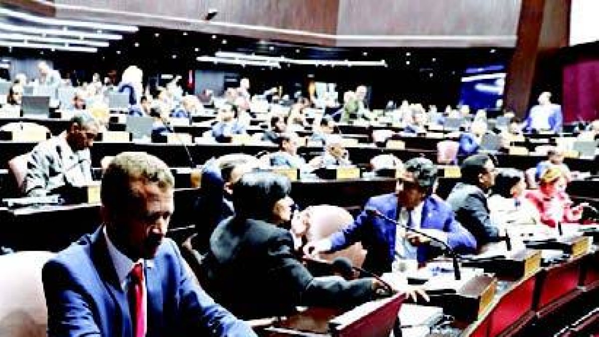 30_10_2019 HOY_MIERCOLES_301019_ El País2 A