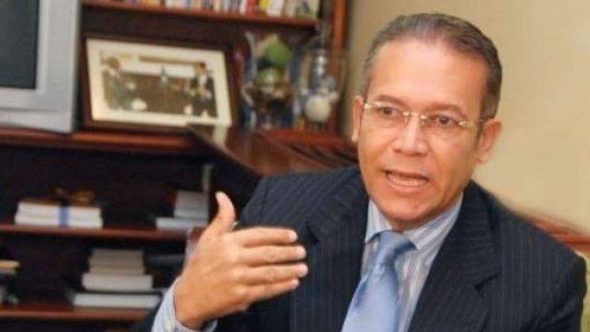 Rafael Núñez responde a acusaciones de Quirino