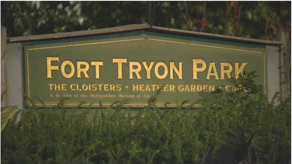 Apuñalan mujer que caminaba en parque Alto Manhattan