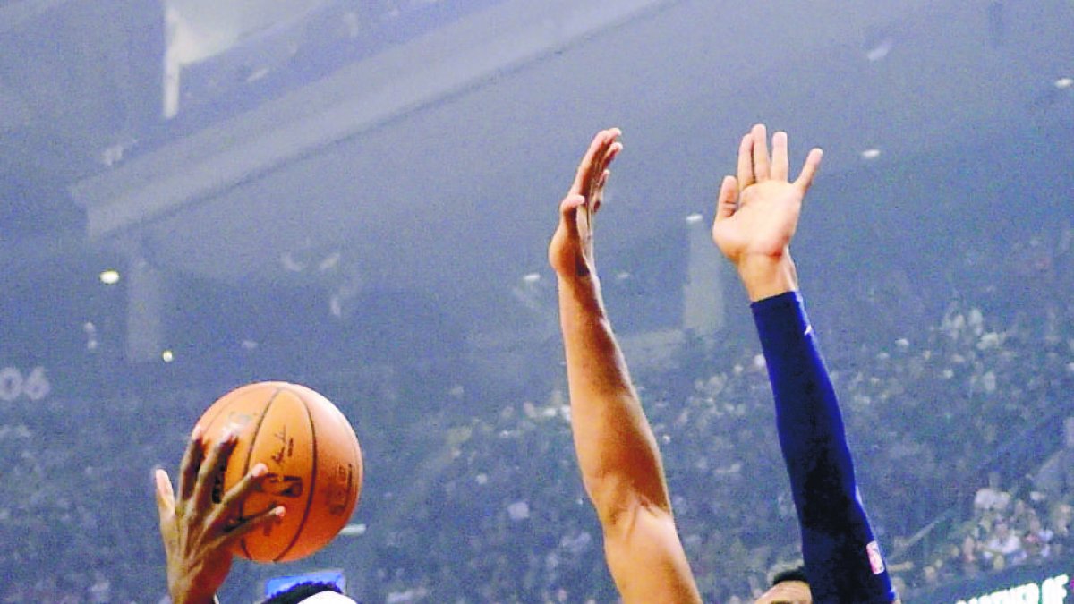 Toronto Raptors forward Pascal Siakam (43) drives to the basket as New Orleans Pelicans forward Derrick Favors (22) defends during the first half of an NBA basketball game Tuesday, Oct. 22, 2019, in Toronto. (Frank Gunn/The Canadian Press via AP)