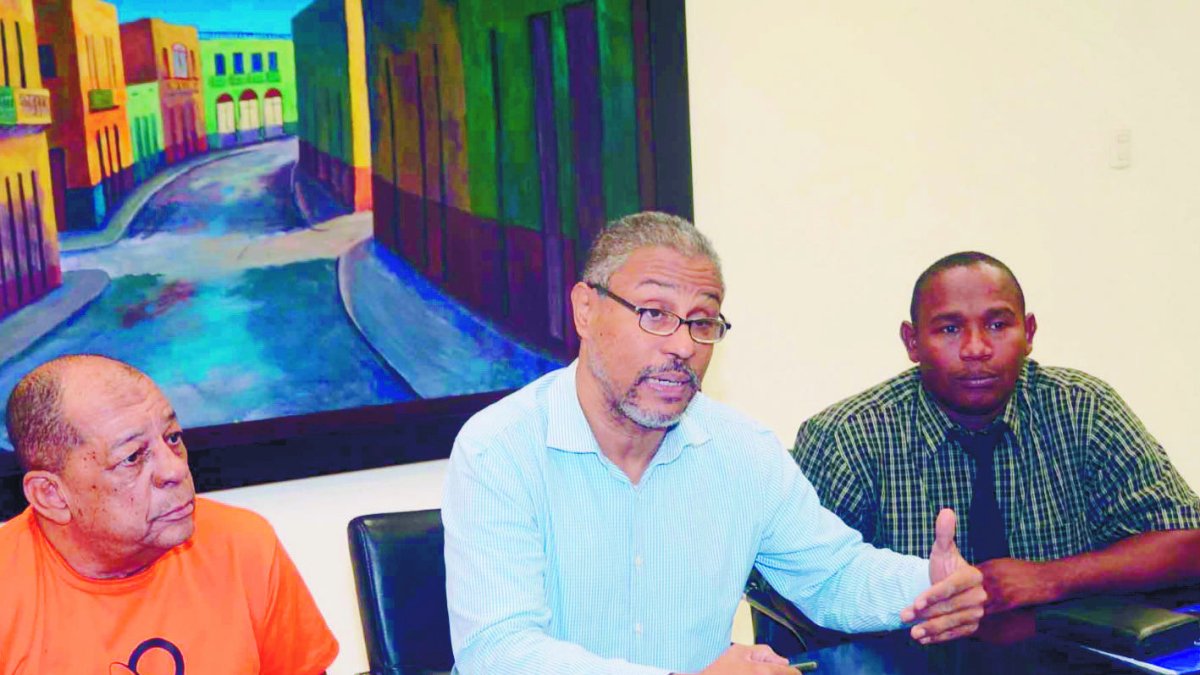 Entrevista hecha por el periodista Juan Maria en las oficinas del periodico HOY. 
21-10-2019 HOY / Ariel Gomez