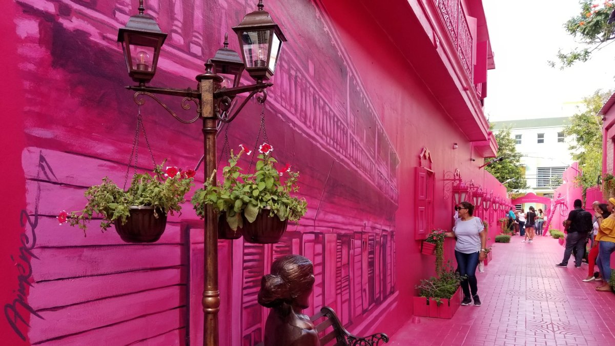 1C_¡Vivir!_10_1A,p01