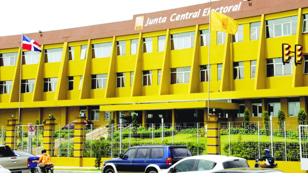 Fachada de la Junta Central Electoral (JCE), Hoy/ Aracelis Mena. 15/08/2019
