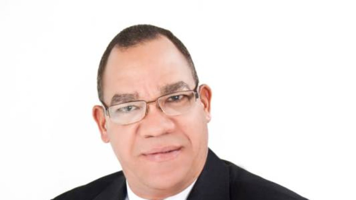 J. LUIS ROJAS.