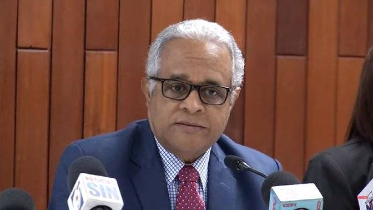 El ministro de Salud Pública Rafael Sánchez Cárdenas.