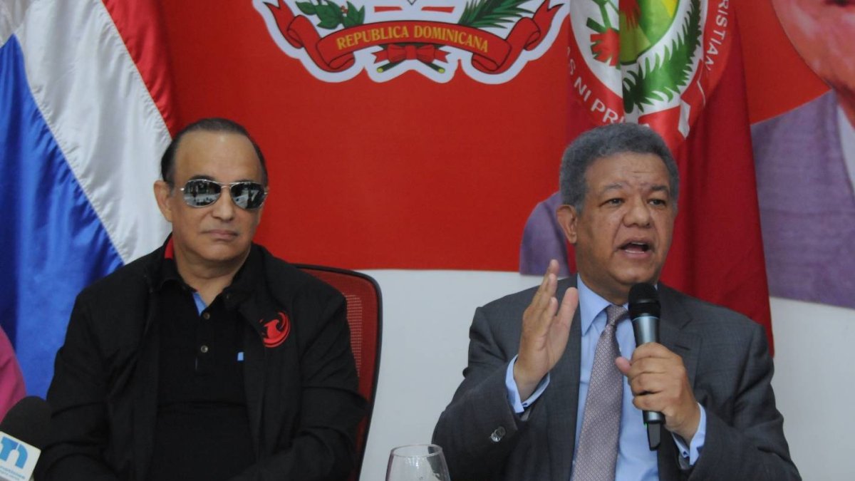 reunion en la casa nacional del partido reformista social cristiano, encabazada por su presidente Quique Antun y el ex presidente Leonel fernadez, candidato de la fuerza del pueblo.4-2-20 Foto: Jose Adames Arias.