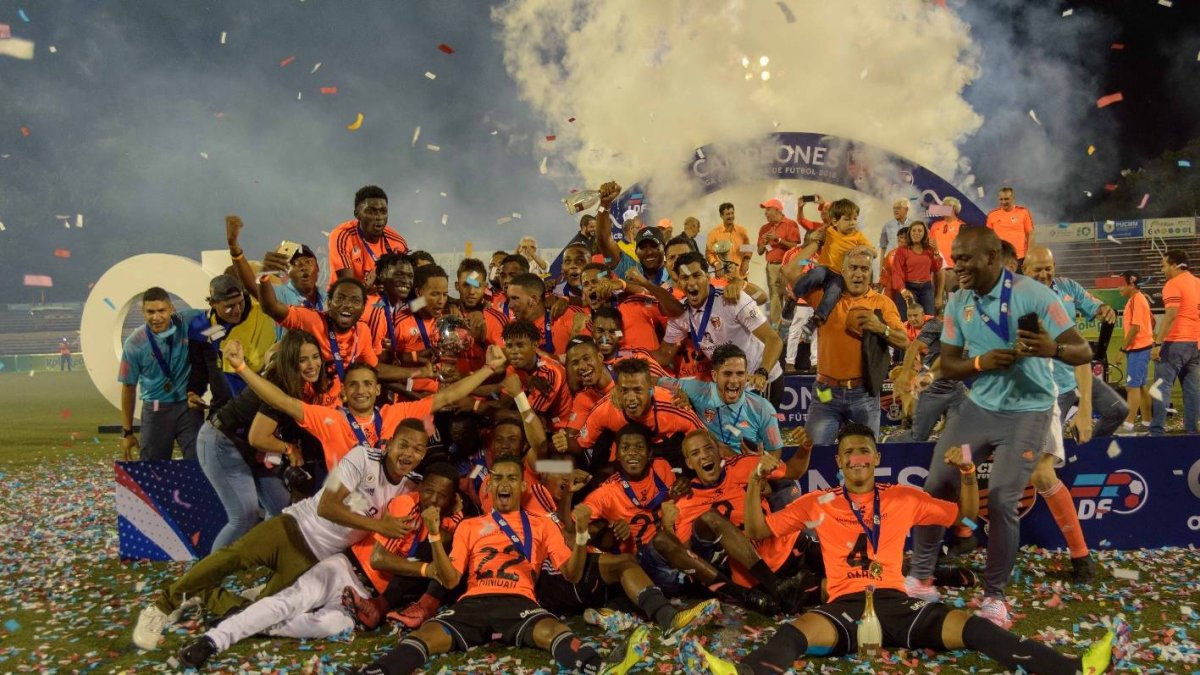 3B_Deportes_30_03,p01