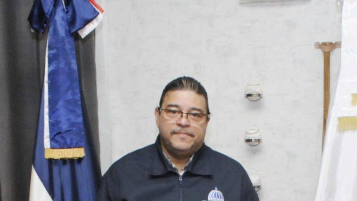 1B_Deportes_26_1,p04