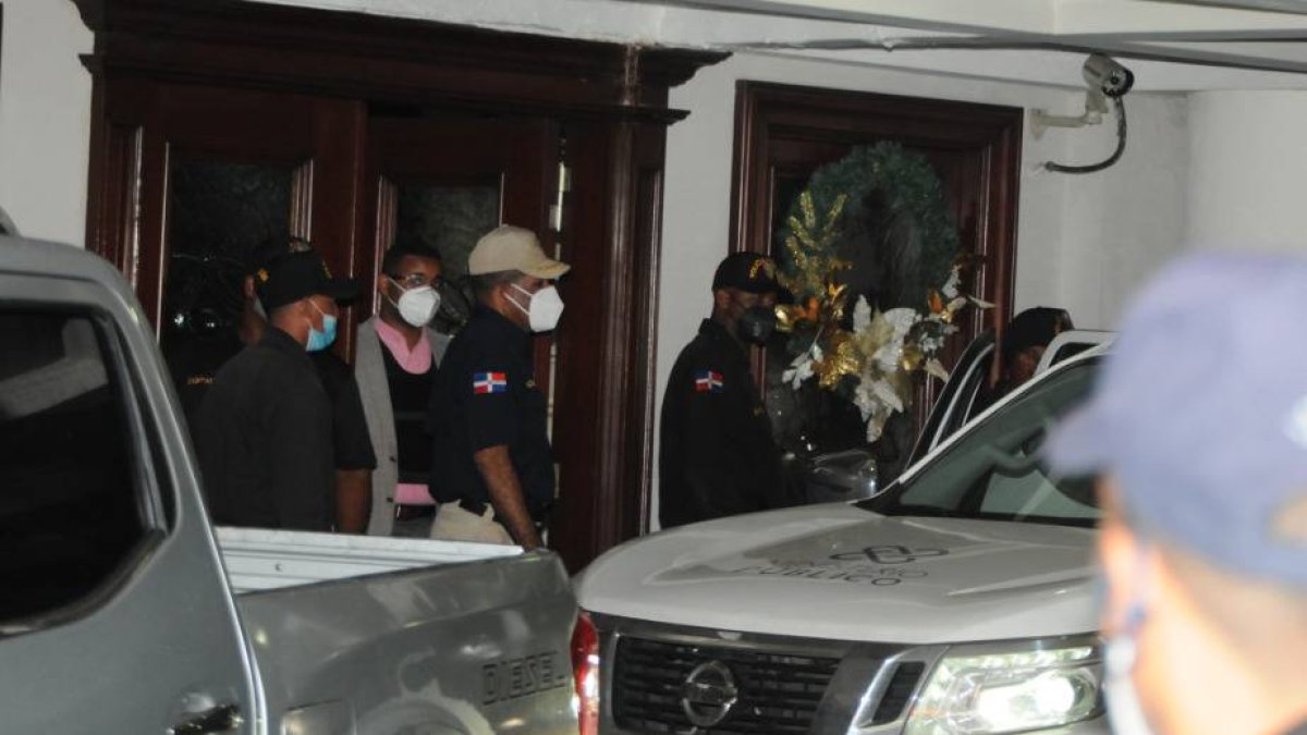 Los allanamientos se realizaron en apartamentos ubicados en dos sectores exclusivos del Distrito Nacional/Foto: José Adames Arias/HOY