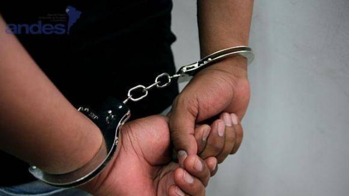 Apresado/Fuente externa