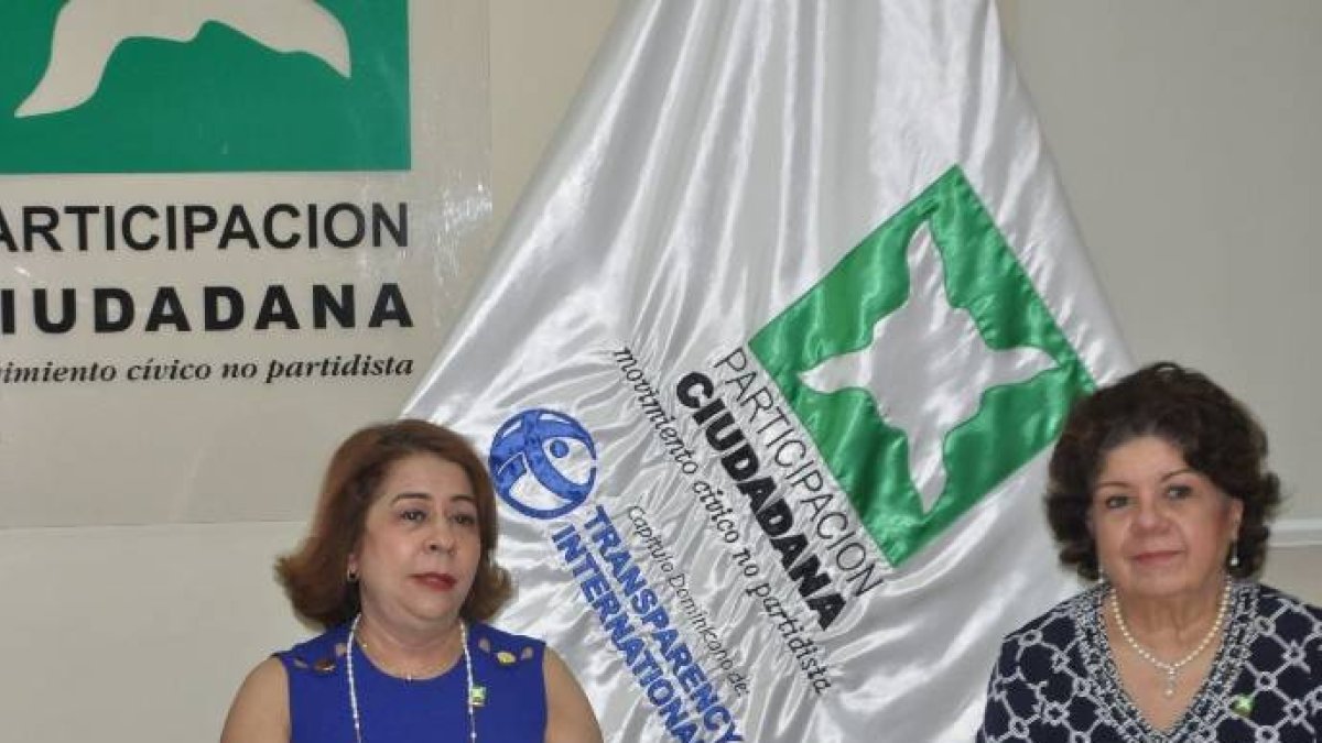 El Movimiento cívico y capitulo dominicano de transparencia internacional, participación Ciudadana, dio a conocer los resultados del índice de percepción de corrupción para el año2020. En Foto: Leidy Blanco, Tania Díaz, Mirian Díaz. Hoy/Arlenis Castillo/28/01/2021
