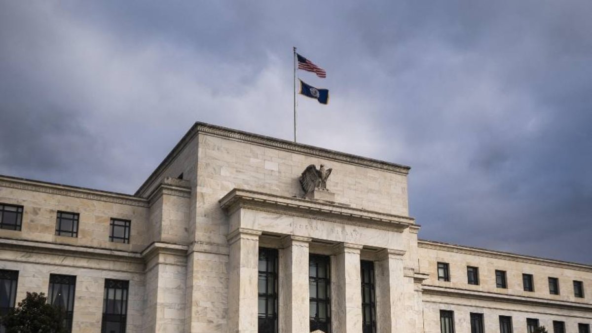 Washington (United States), 27/01/2021.- The Federal Reserve building in Washington, DC, USA, 27 January 2021. The Federal Reserve meets on 27 January, and is expected to leave interest rates near zero. (Estados Unidos) EFE/EPA/JIM LO SCALZO