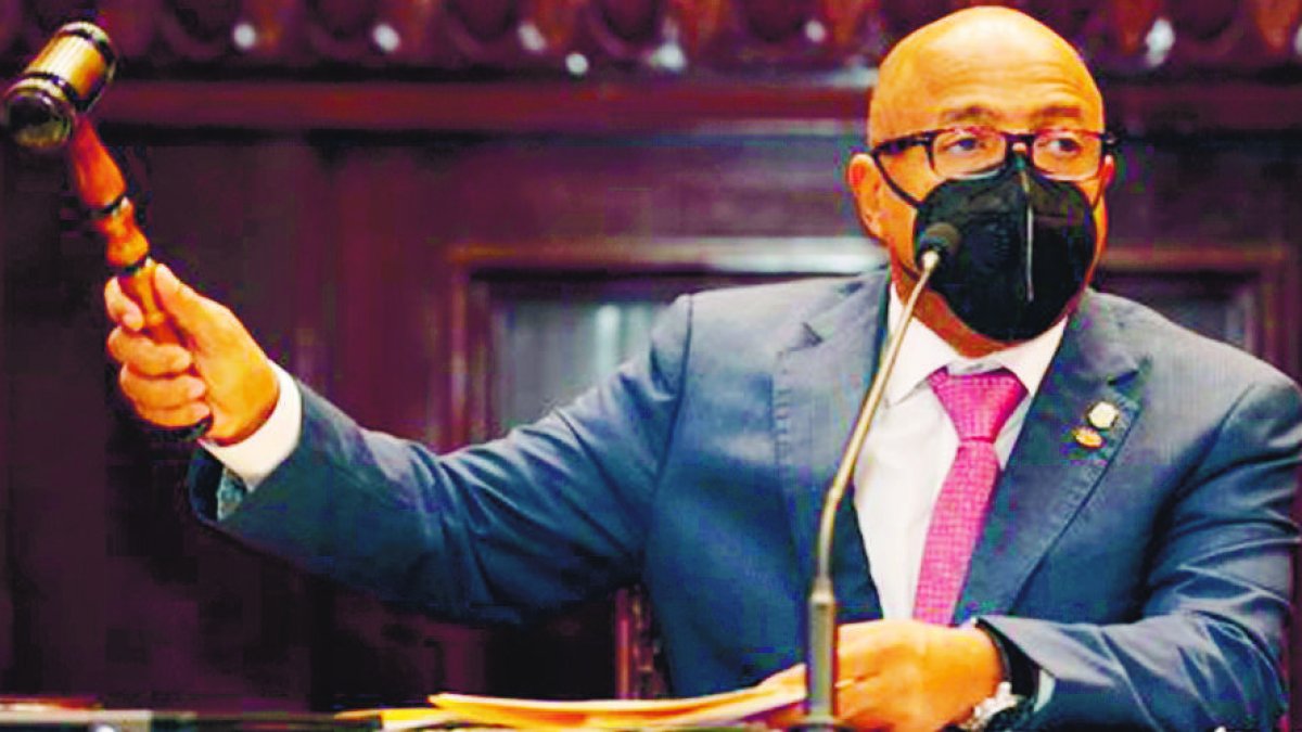 Alfredo Pacheco en la sesión de la Cámara de Diputados.  Hoy/Fuente Externa 25/08/20