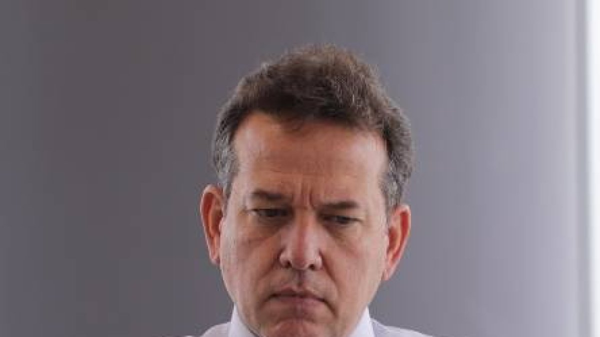 El ministro Víctor-Ito- Bisonó.