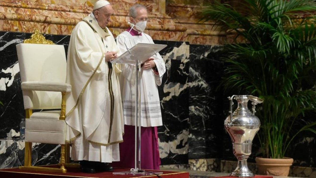 Papa_MIsa_Crismal_2021