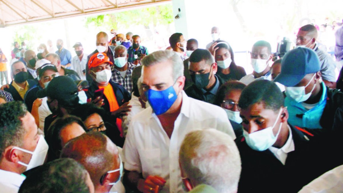 Recorrido por los diferente centro de vacunas del Gran santo domingo , y donde le presidente Luis Abinader visito algunos. En foto; DR Esther Kelly HOY Dauny Nuñez -3-6-2021