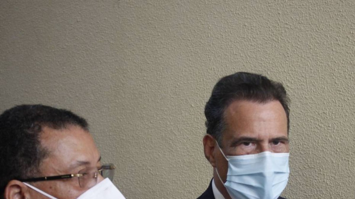 ,Los abogado del ex procurado dieron declaraciones sonde el caso en foto : José Figueroa guilamon y Gustaba Biaggi. HOY Duany Nuñez 30-6-2021