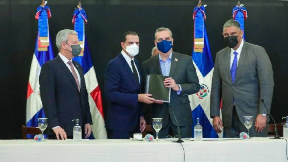 Luis Abiander y Servio Tulio (Foto archivo).