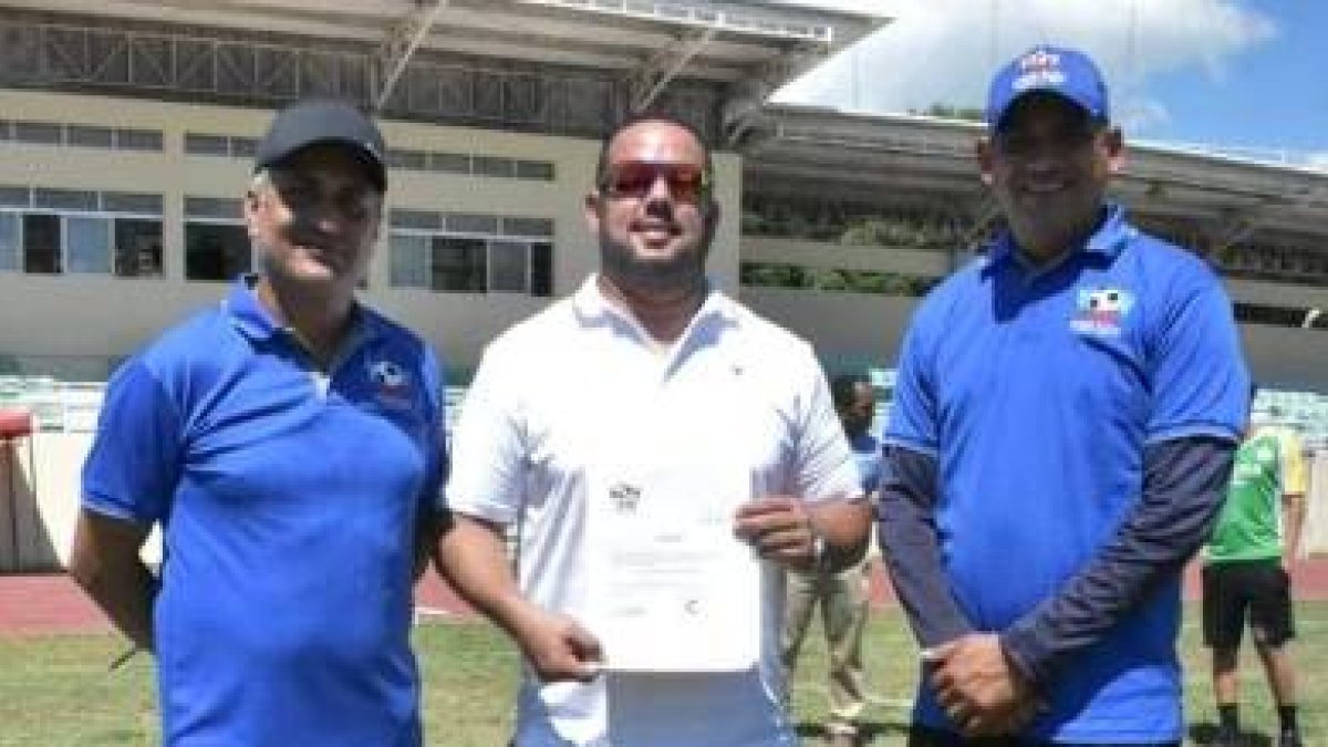 38_Deportes_29_4asas,p01