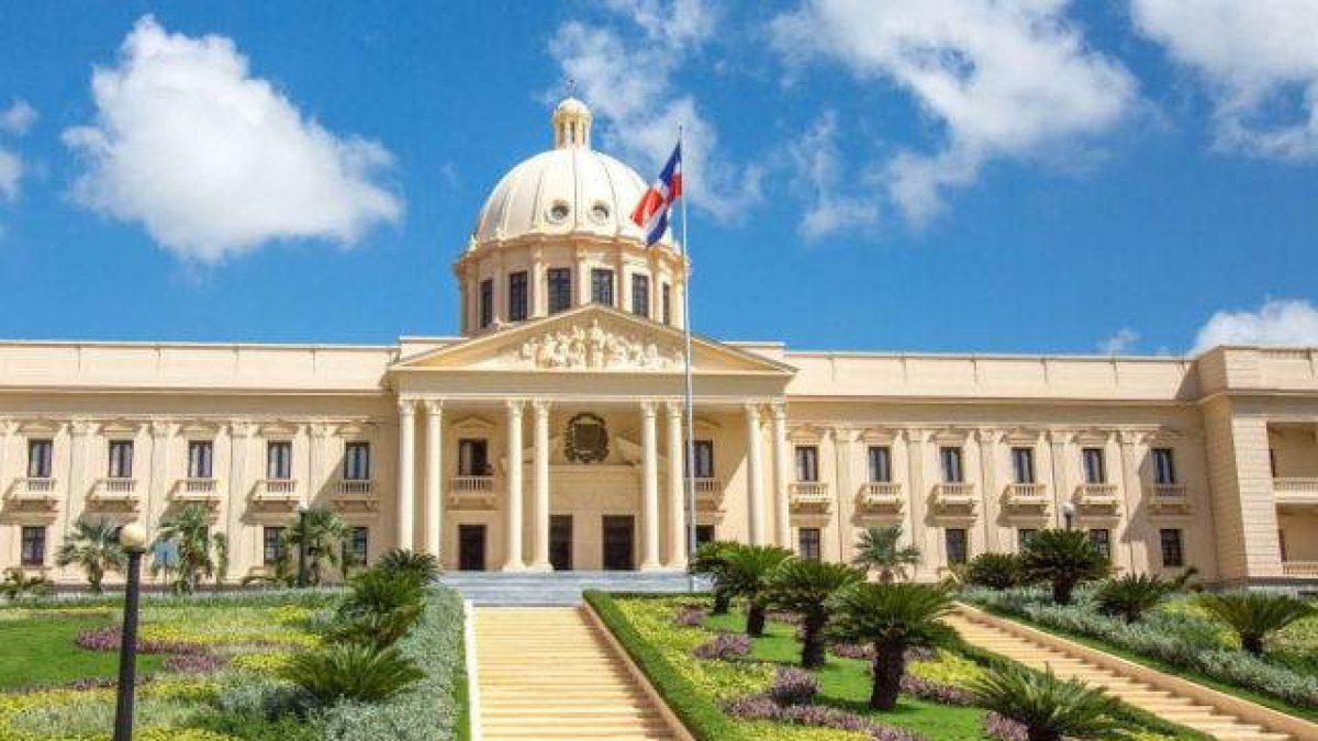 be447b50-palacio-nacional-640×384